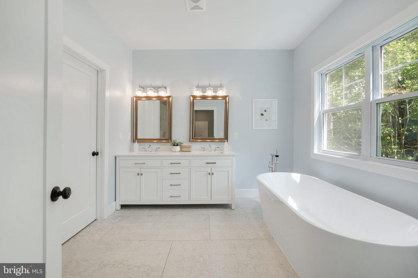 10811 Scott Drive photo 32