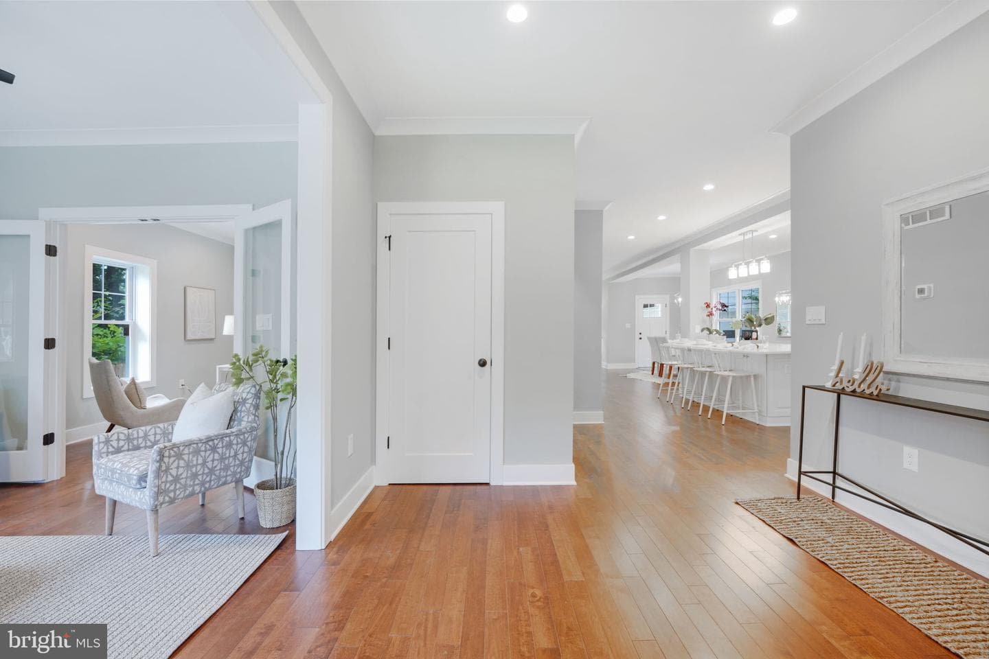 10811 Scott Drive photo 6