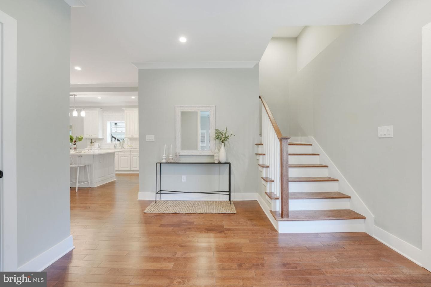 10811 Scott Drive photo 7