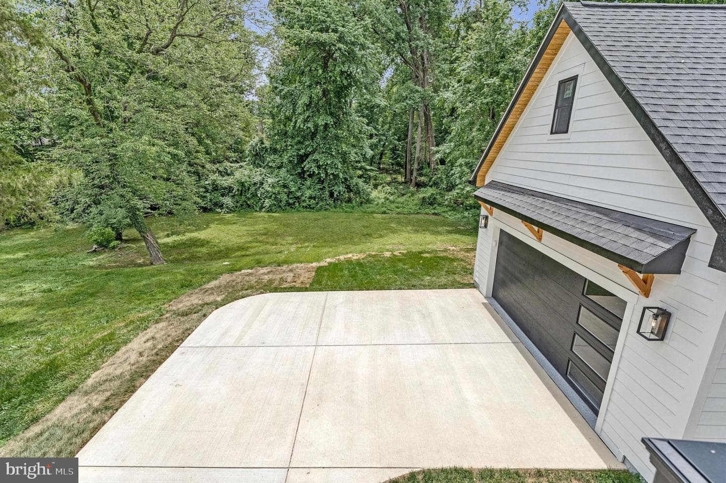 10211 Stratford Avenue photo 51
