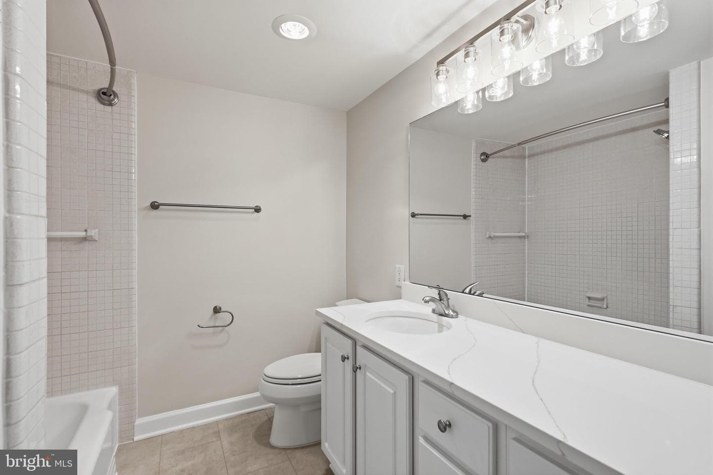 10570 Main Street #302 photo 17