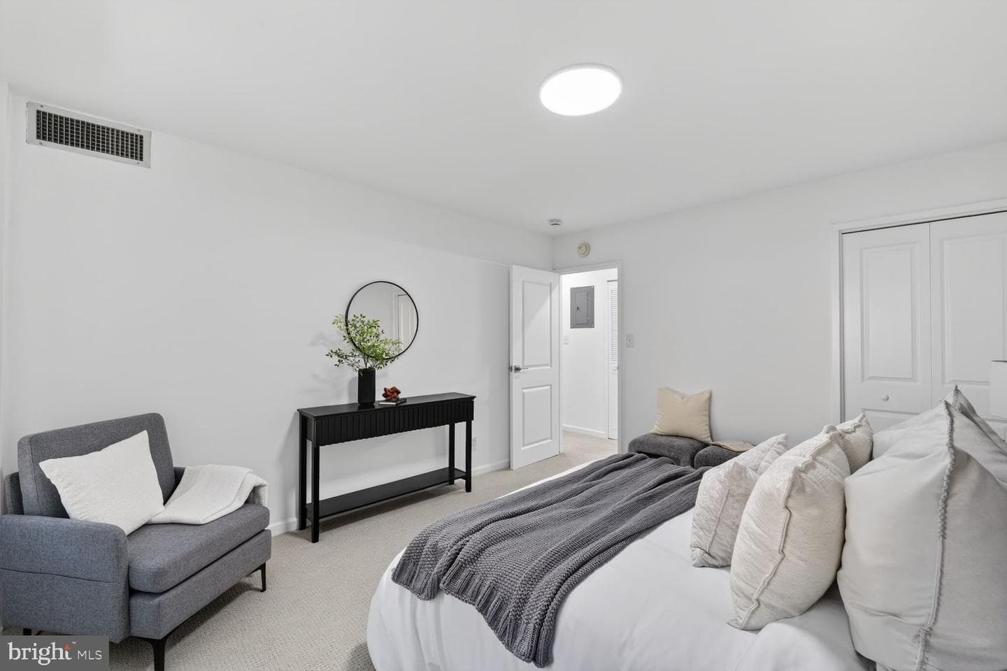 10570 Main Street #304 photo 15