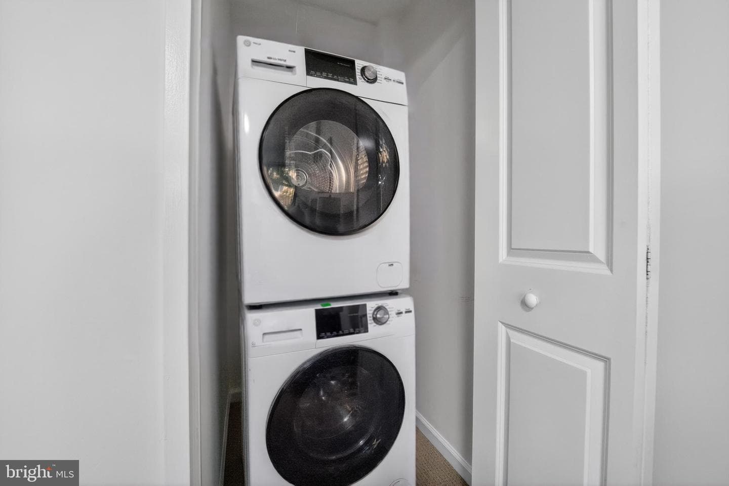 10570 Main Street #304 photo 17