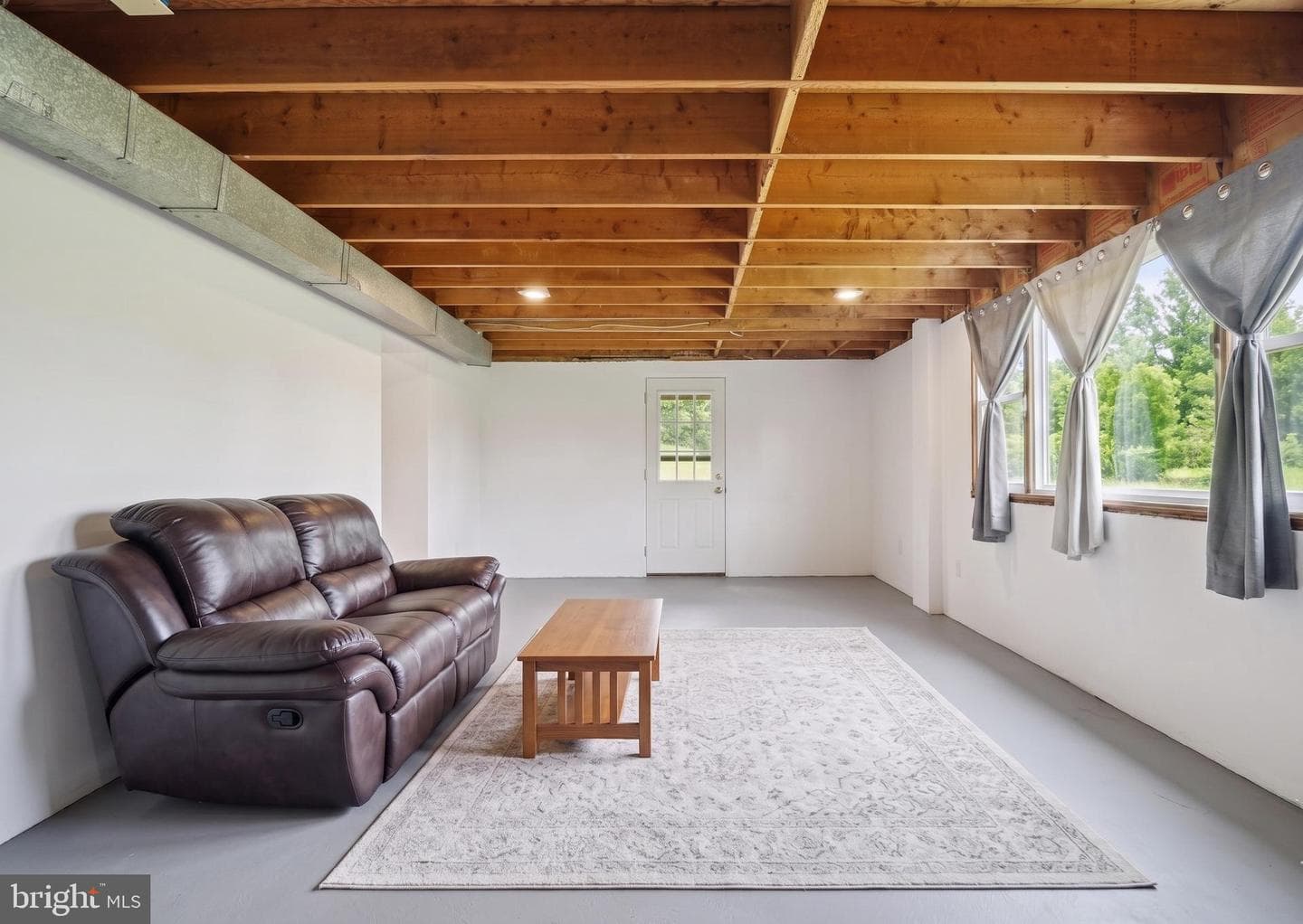 10011 Terry Street photo 28