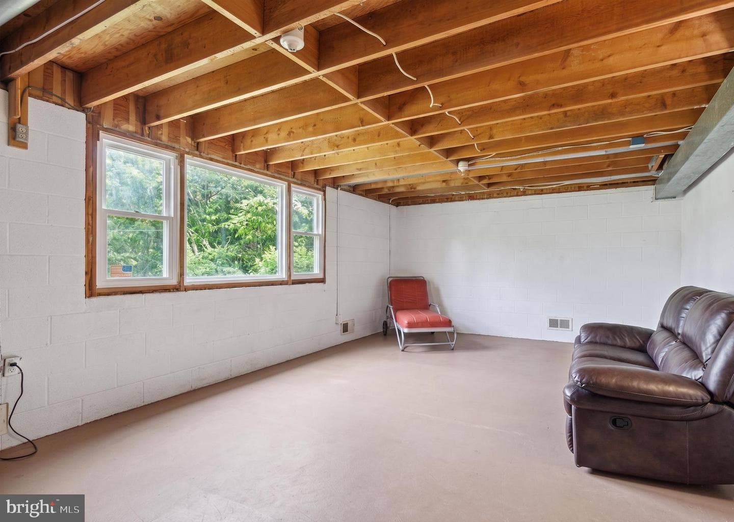 10011 Terry Street photo 29