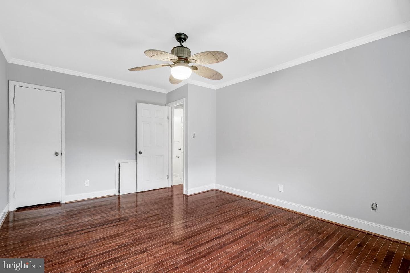 3961 Lyndhurst Drive #303 photo 11