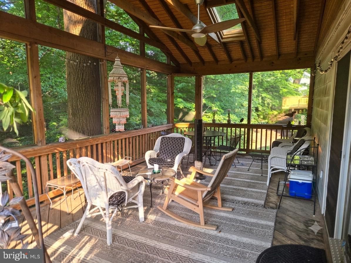 10104 Scout Drive photo 9
