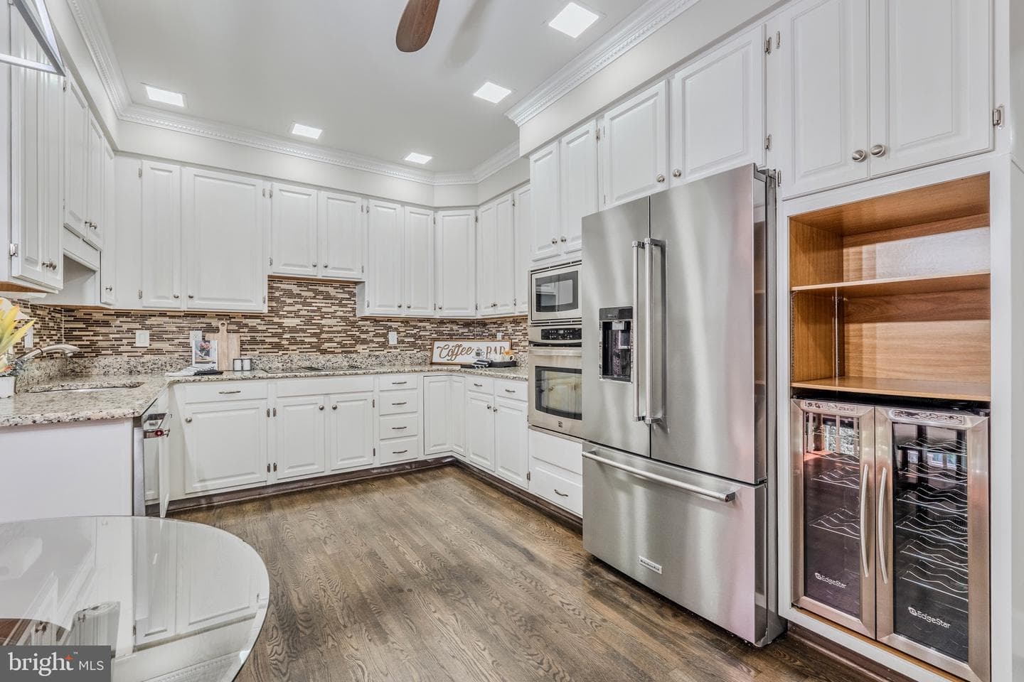 10449 Breckinridge Lane photo 13