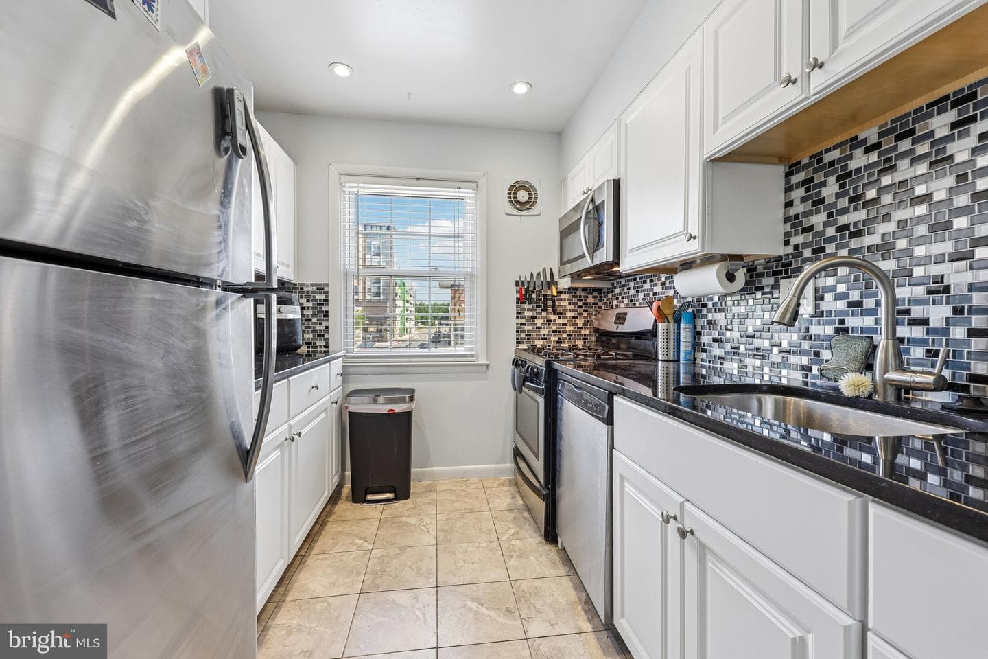 9471 Fairfax Boulevard #301 photo 13