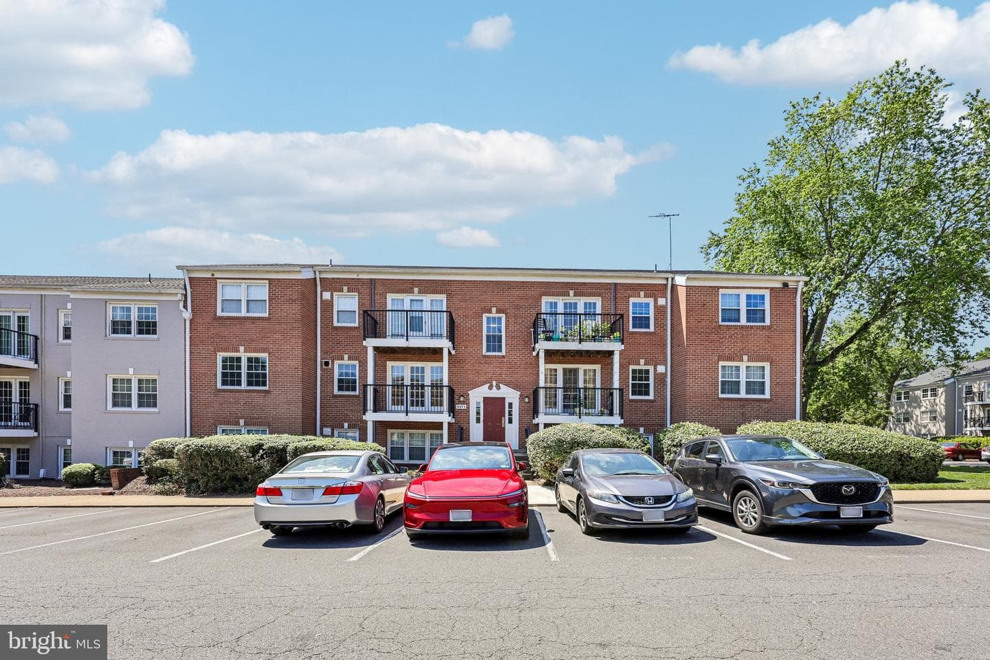 9471 Fairfax Boulevard #301 photo 27