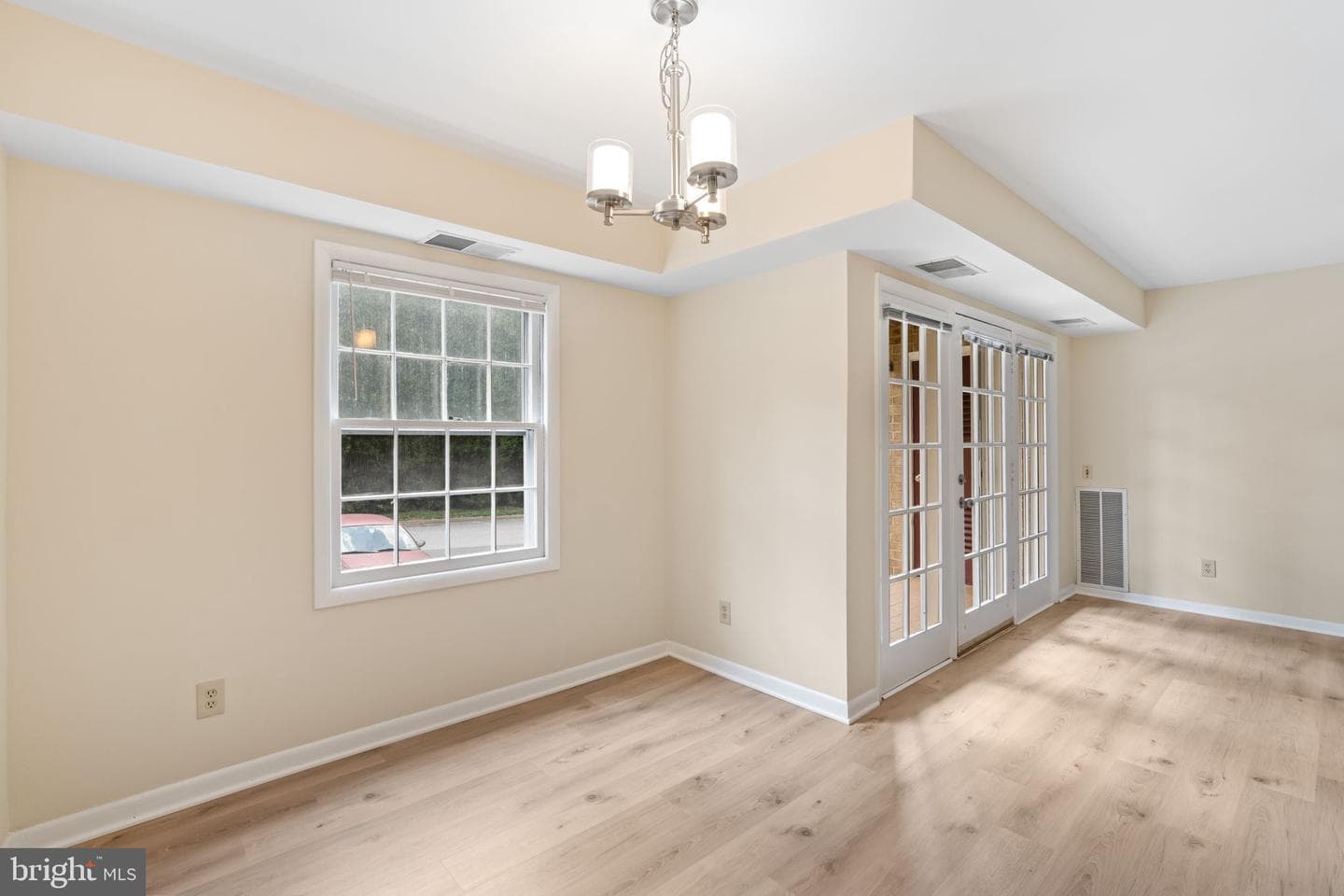 3901 Lyndhurst Dr # 201 photo 12