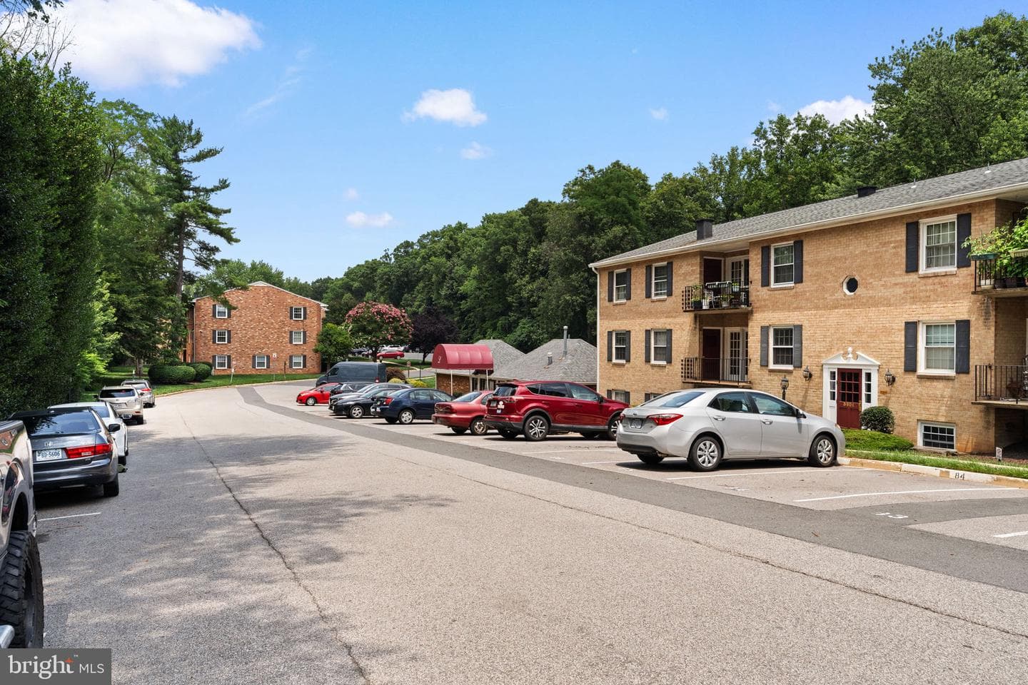 3901 Lyndhurst Dr # 201 photo 33