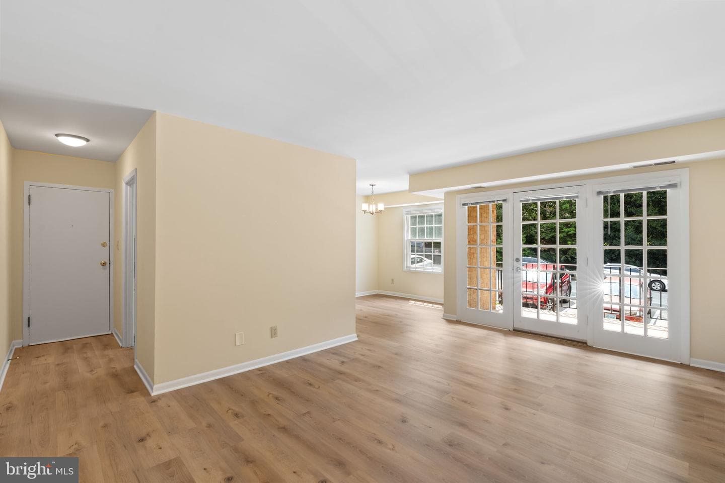 3901 Lyndhurst Dr # 201 photo 6