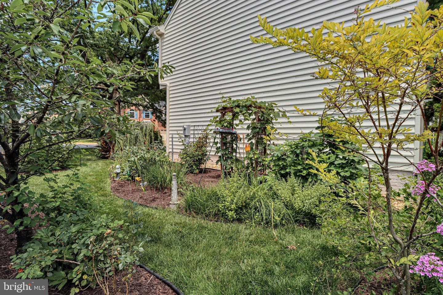 4001 Crestar Court photo 3