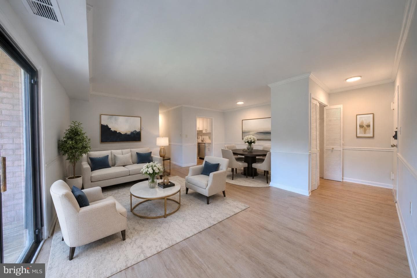 10725 West Drive #303 photo 3