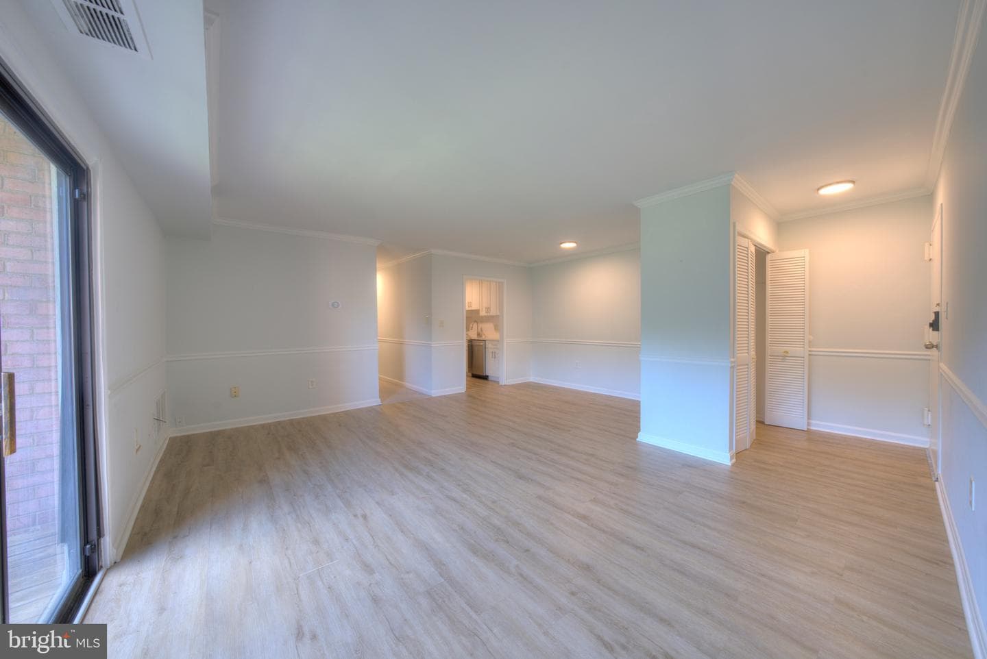 10725 West Drive #303 photo 4