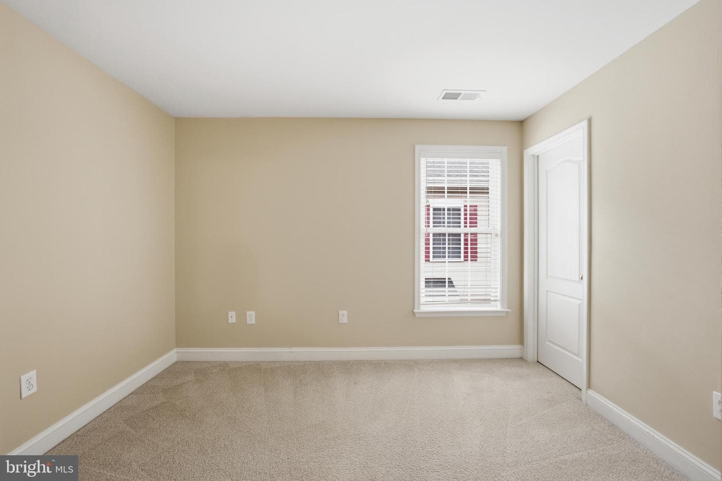 10802 Second Street photo 29