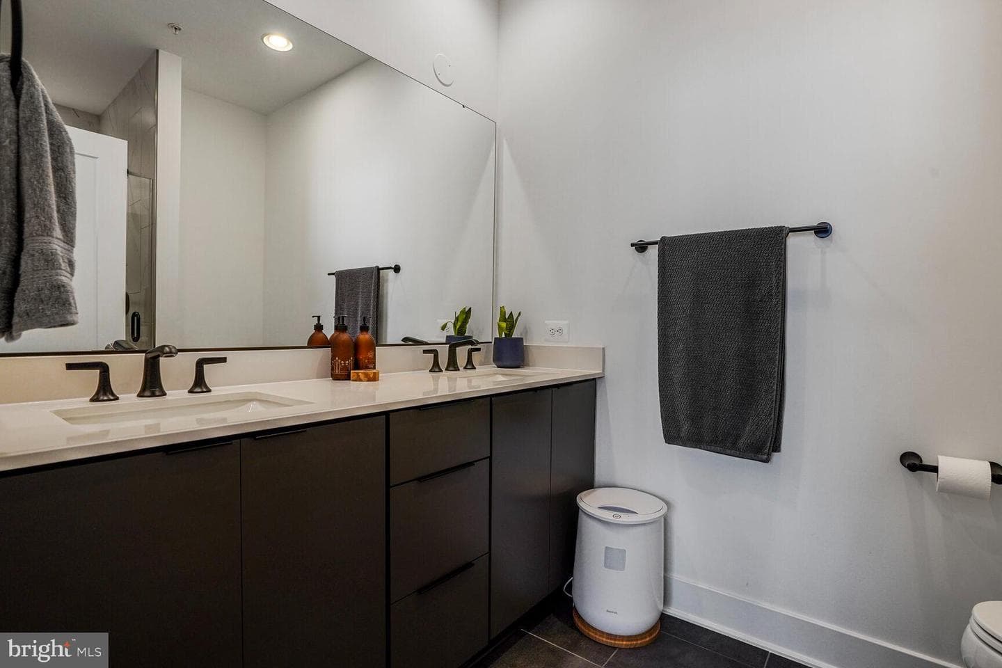3509 Sutton Heights Circle photo 19