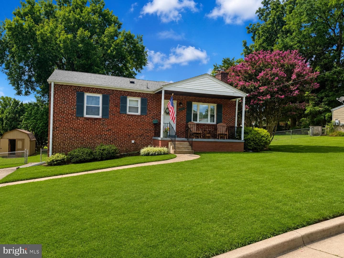 10013 Terry Street photo 4