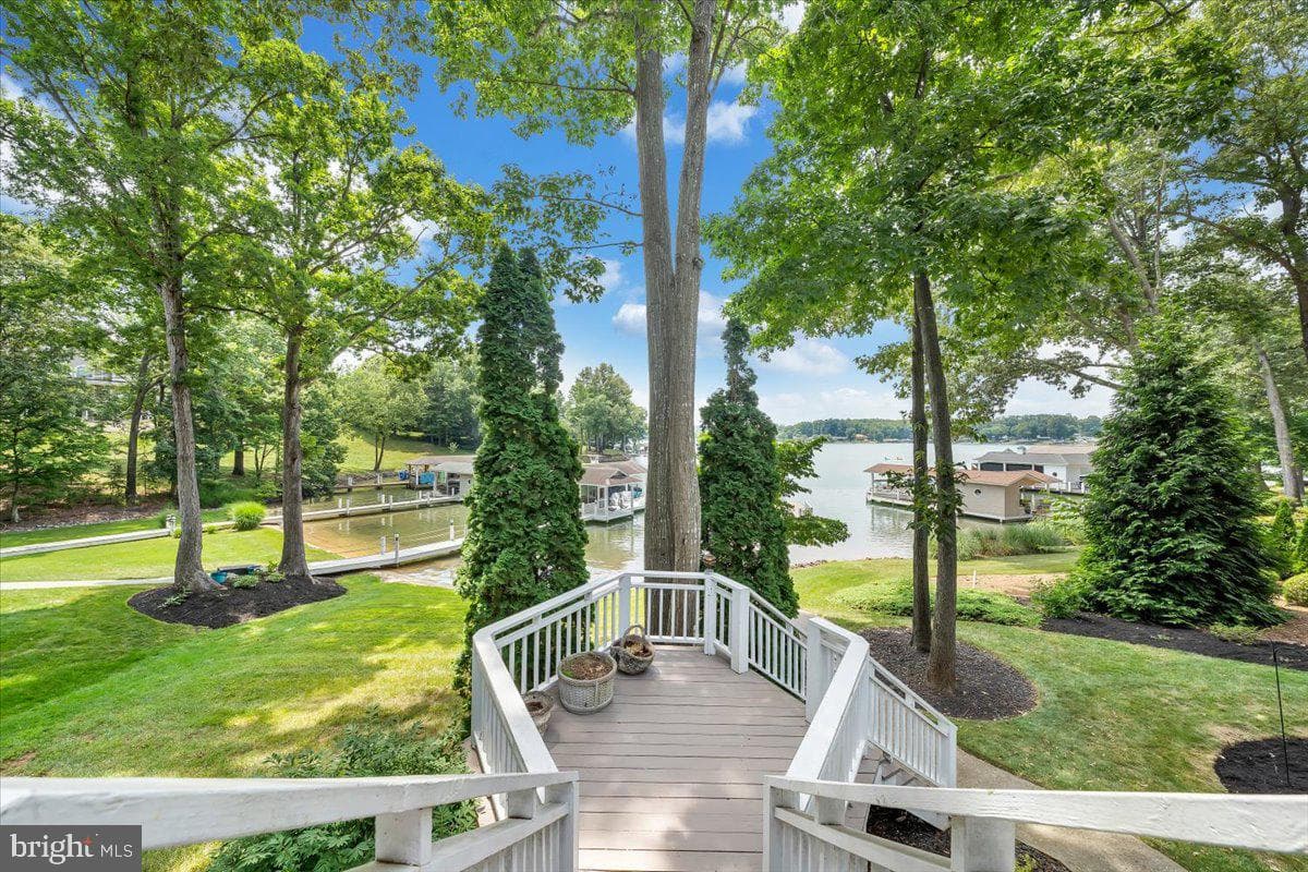 435 Cross Harbour Drive photo 101
