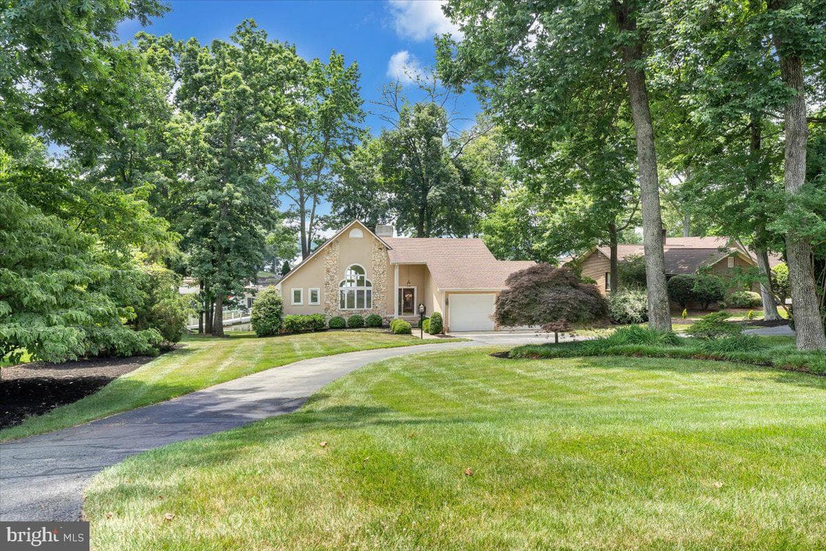 435 Cross Harbour Drive photo 107