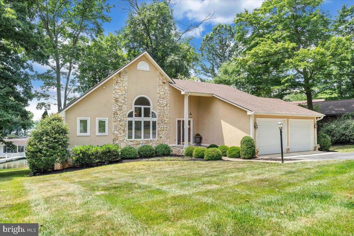 435 Cross Harbour Drive photo 109