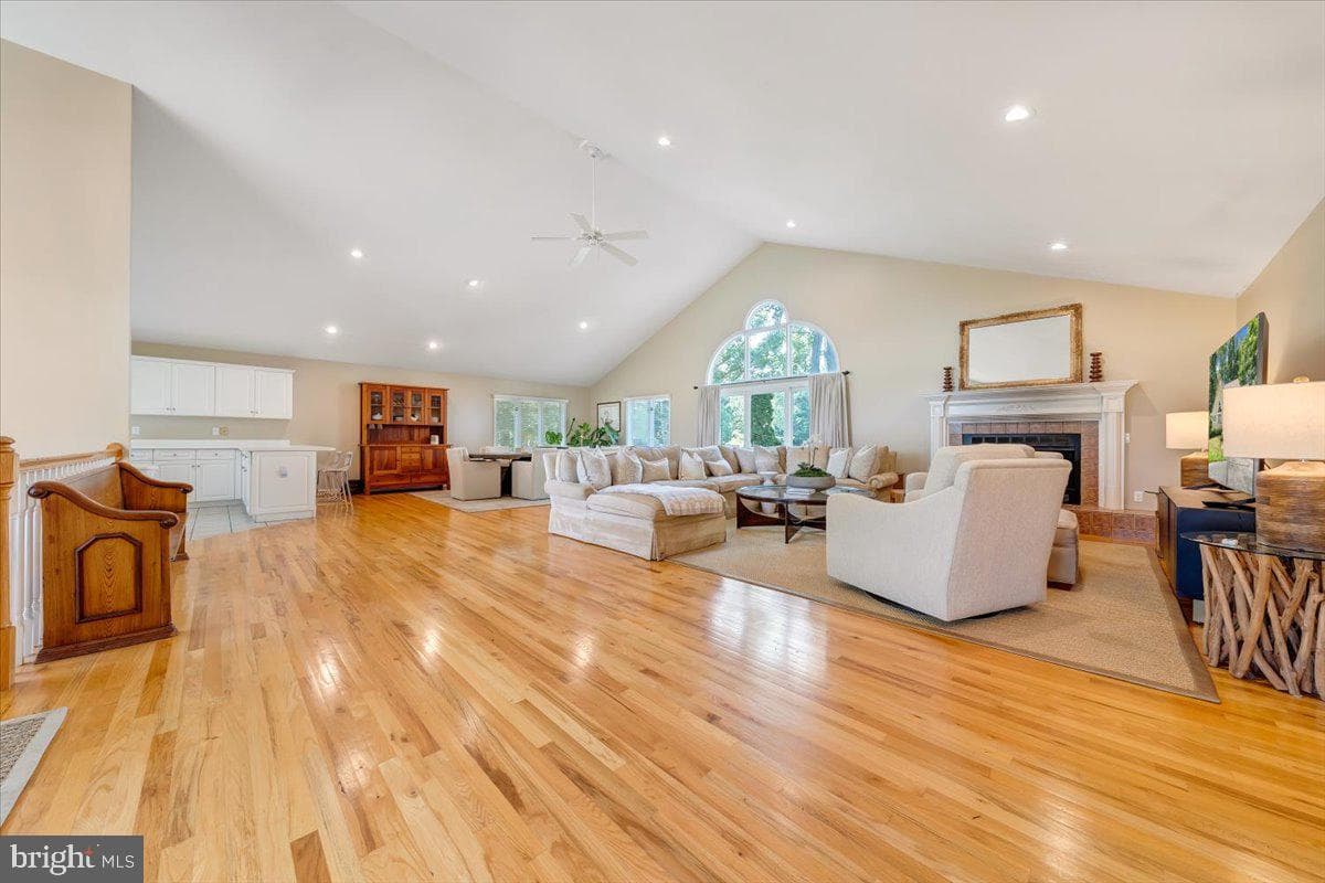 435 Cross Harbour Drive photo 11