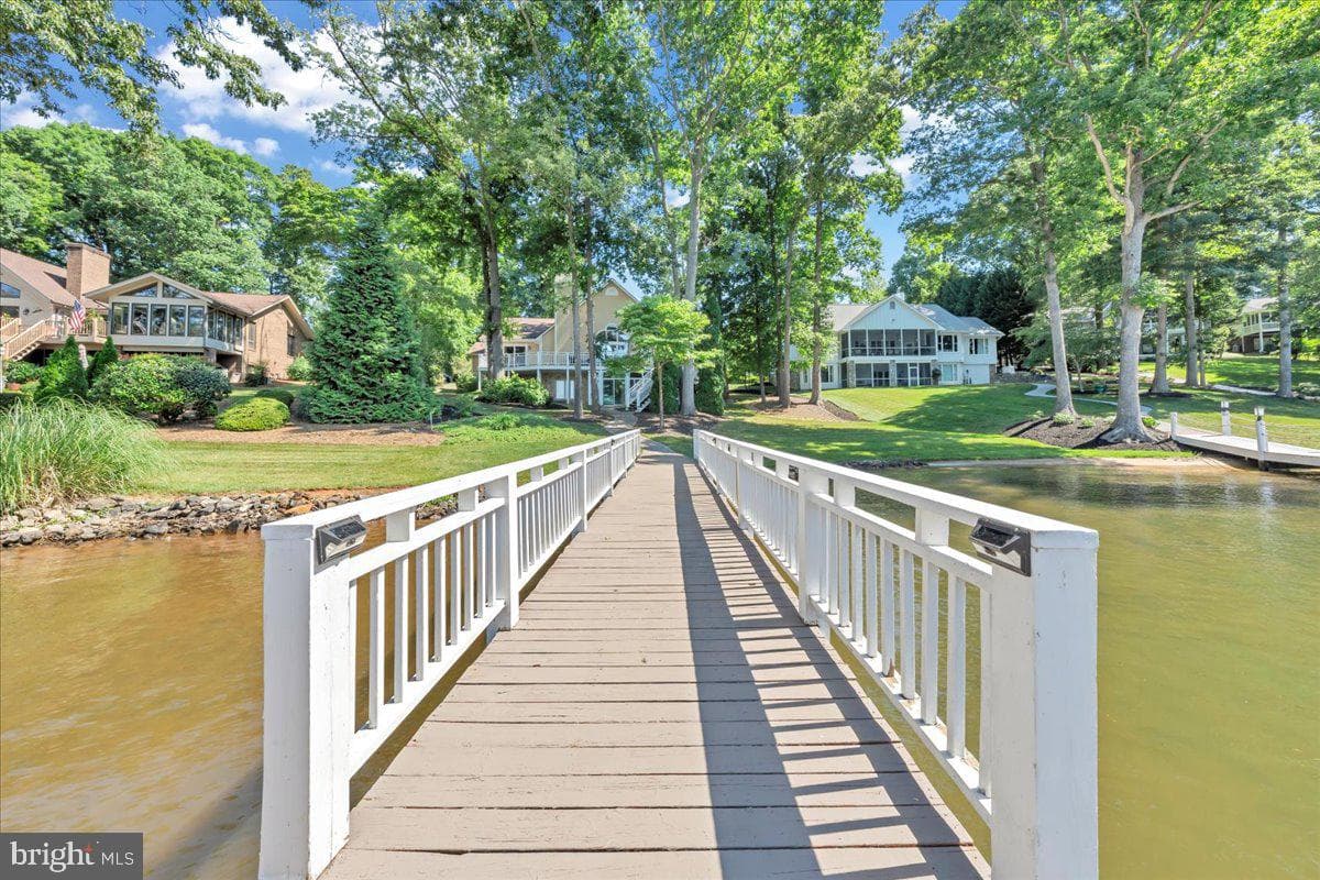 435 Cross Harbour Drive photo 110