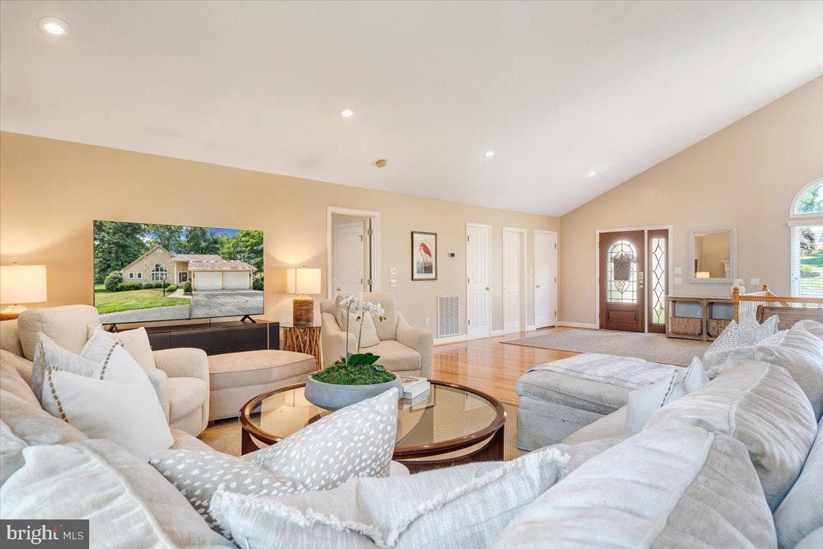 435 Cross Harbour Drive photo 16