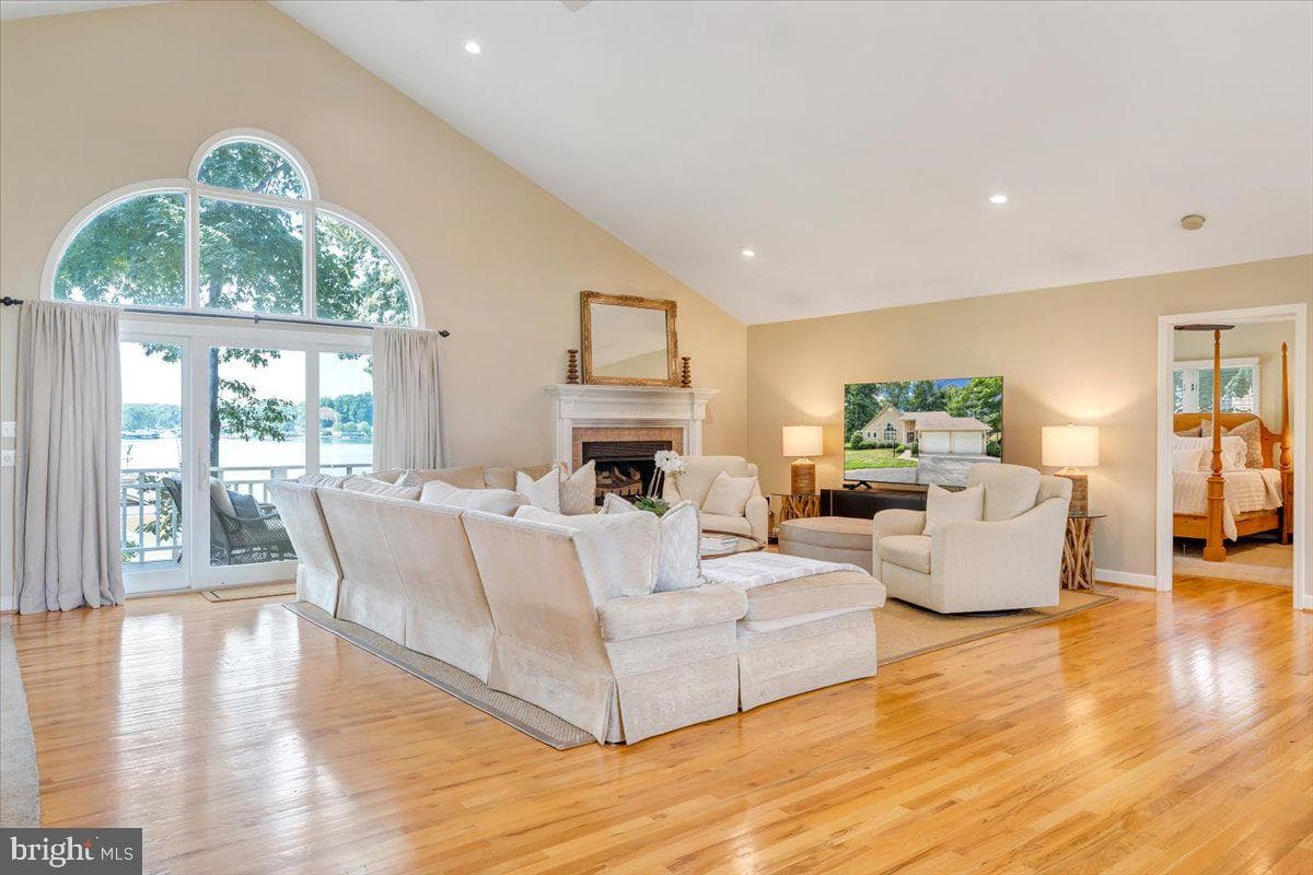 435 Cross Harbour Drive photo 18