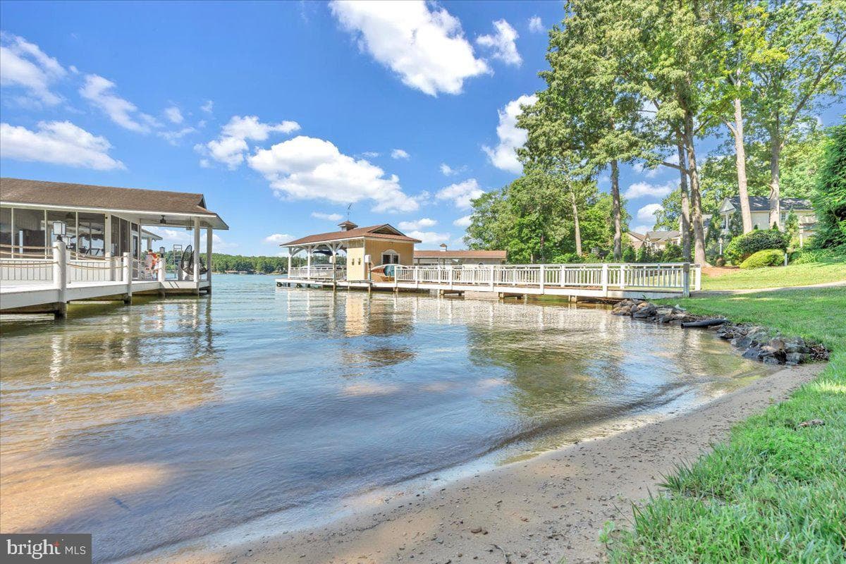 435 Cross Harbour Drive photo 74