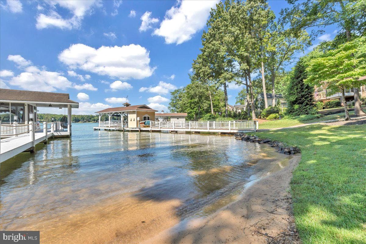 435 Cross Harbour Drive photo 77