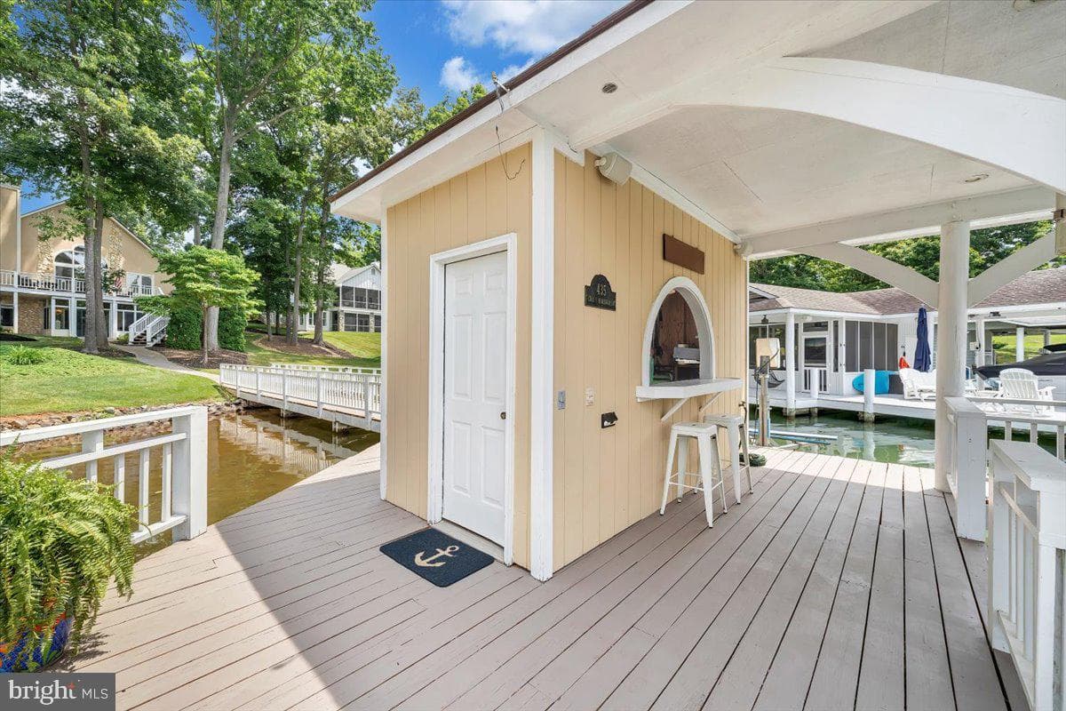 435 Cross Harbour Drive photo 84