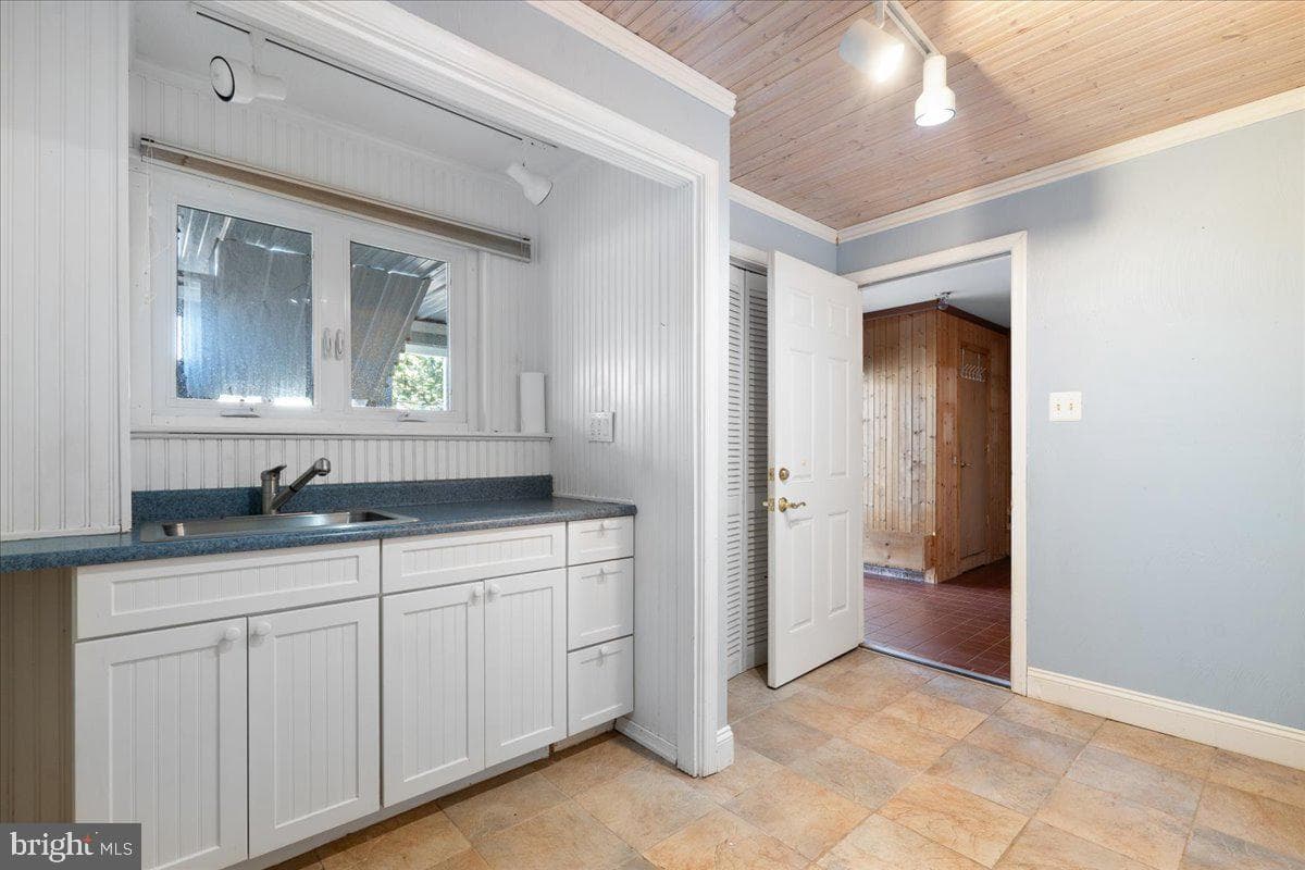 1031 Lakemount Drive photo 56