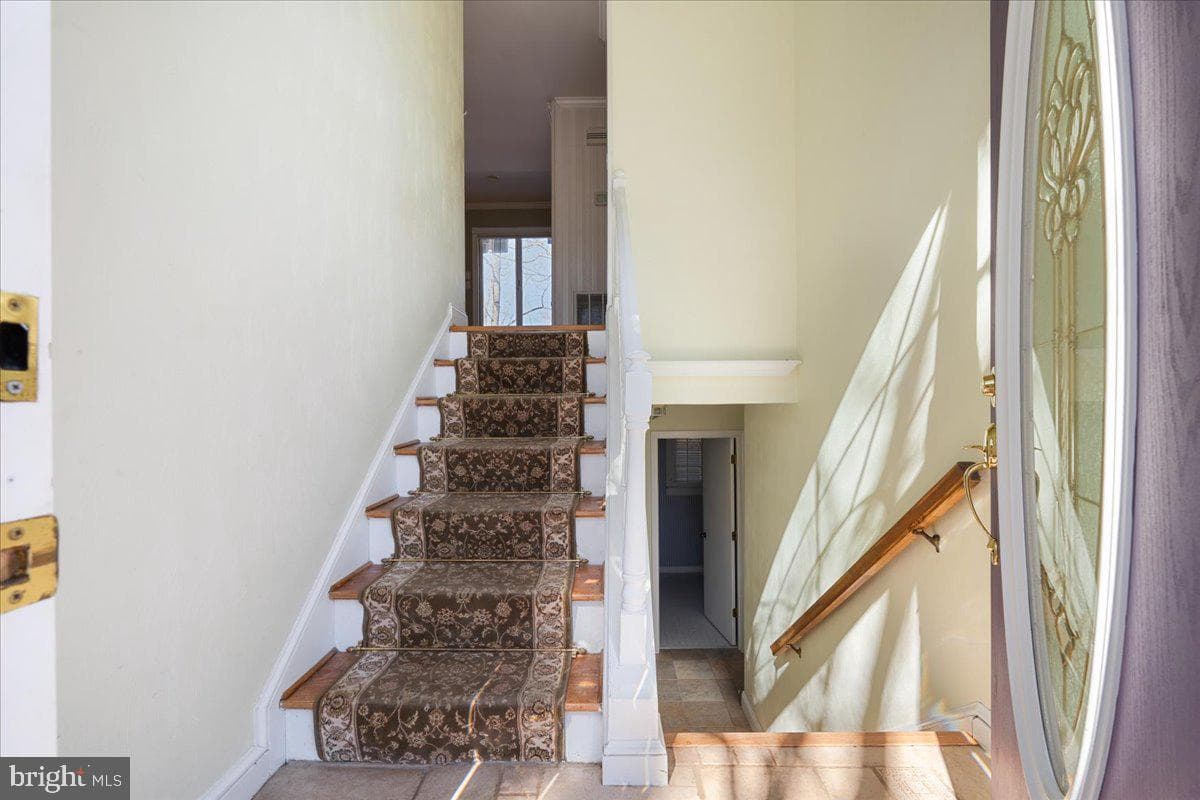 1031 Lakemount Drive photo 60