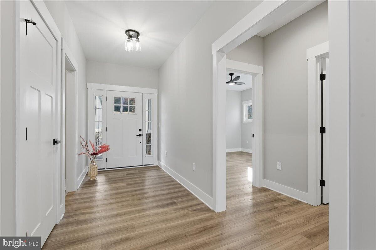 172 Lakewatch Circle photo 13