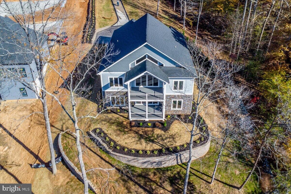 172 Lakewatch Circle photo 3