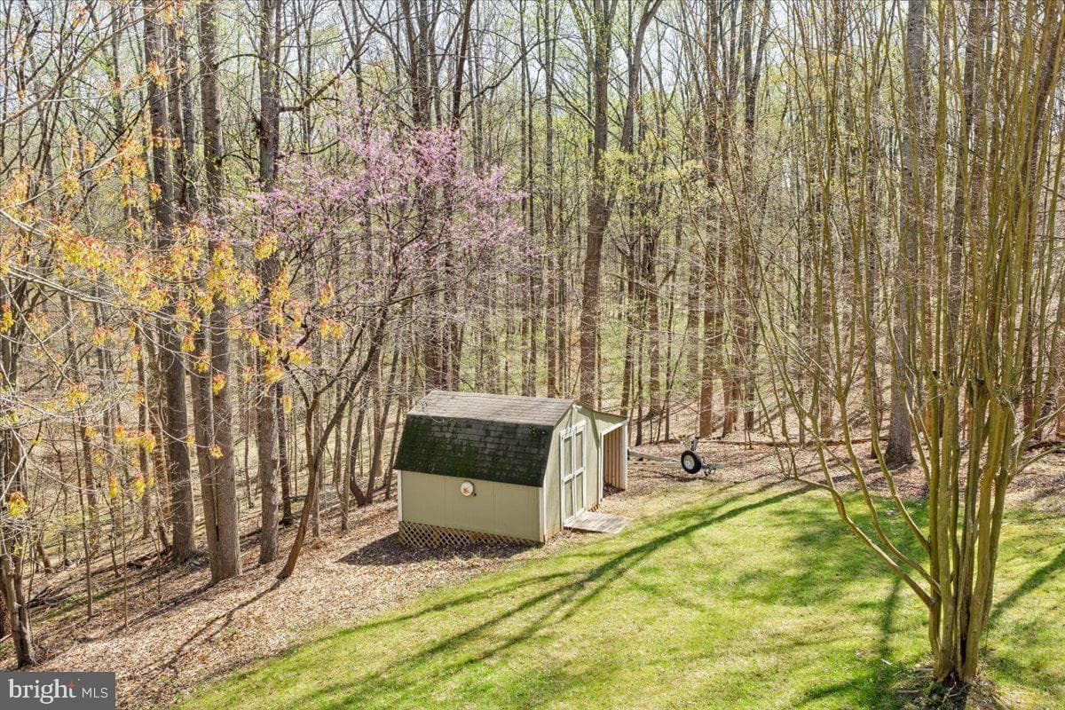 290 Dodee Lane photo 27