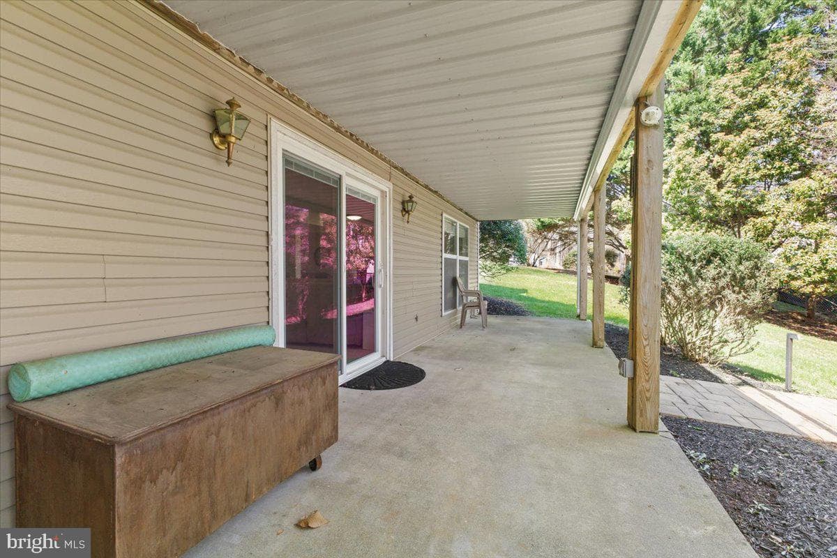290 Dodee Lane photo 41