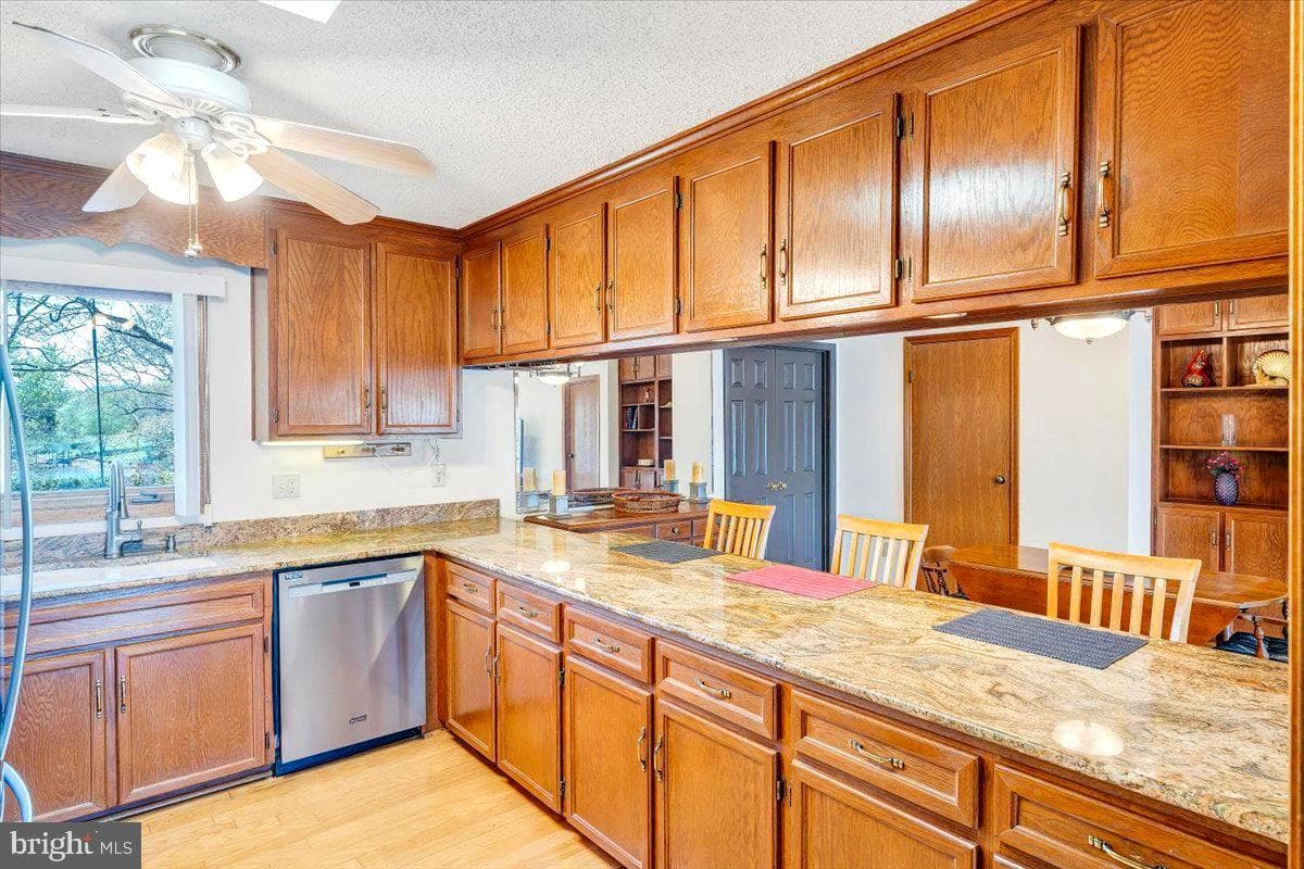 324 Indian Pointe Drive photo 23