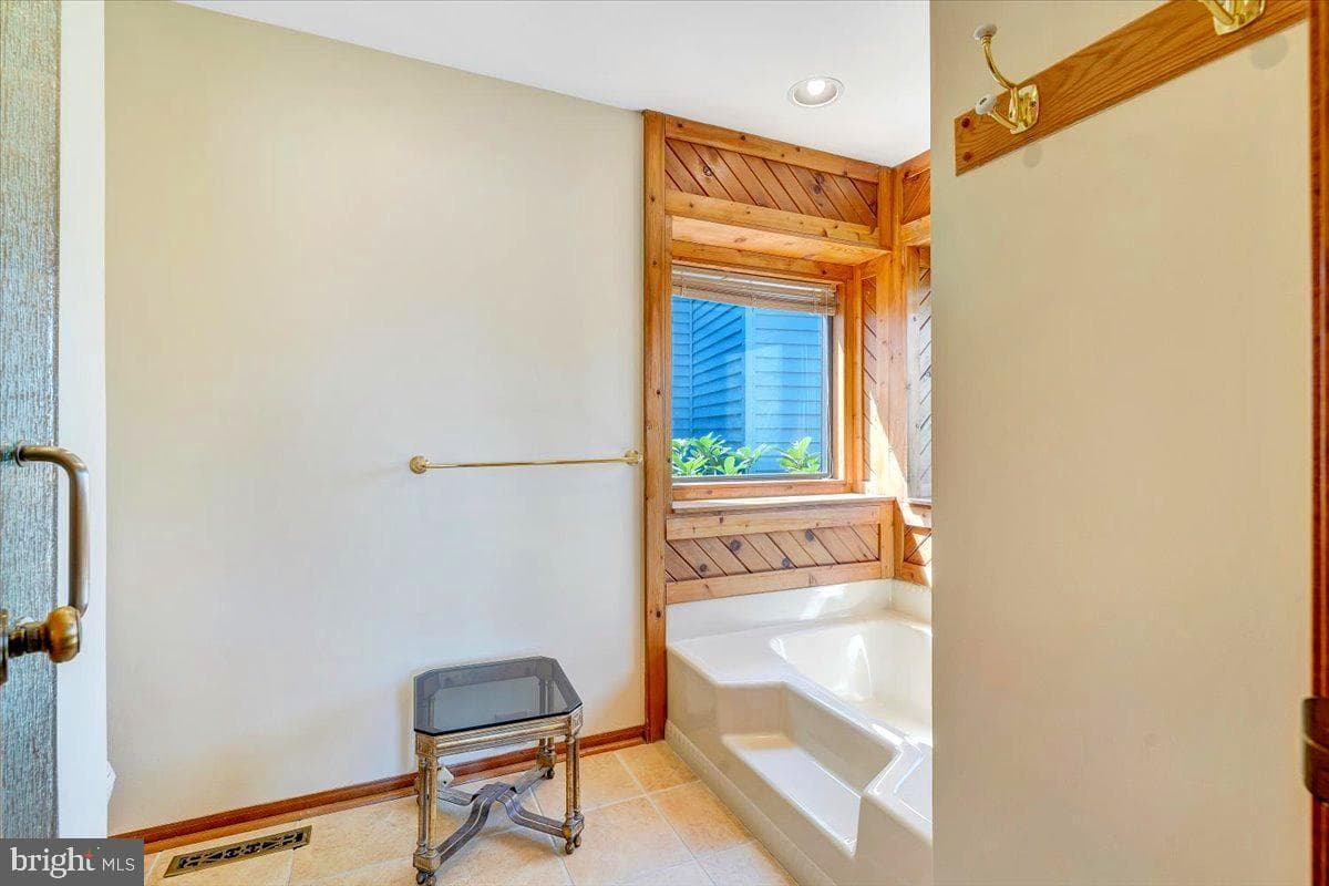 324 Indian Pointe Drive photo 31