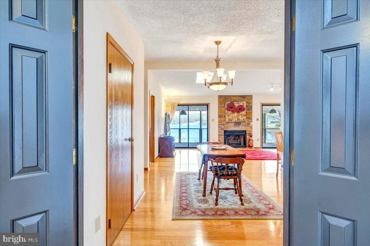 324 Indian Pointe Drive photo 8