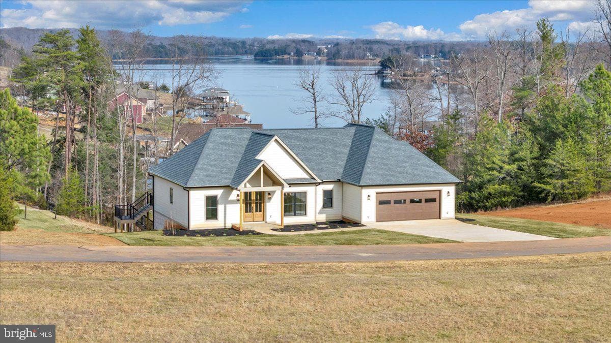 639 Compass Cove Circle photo 122