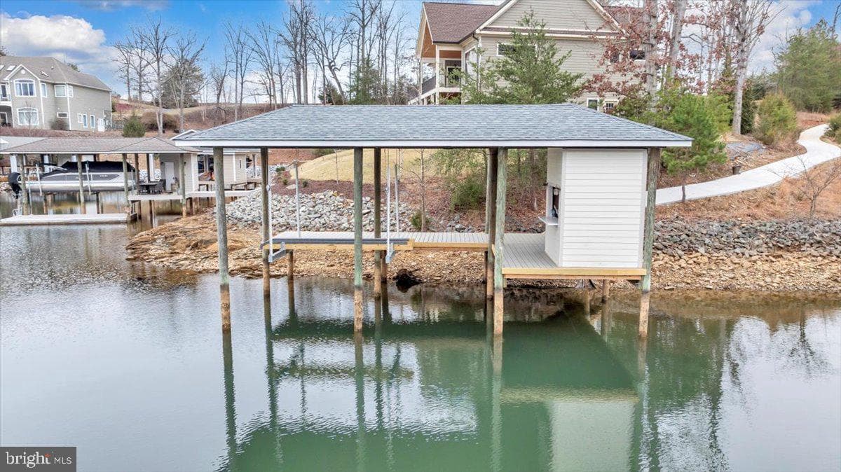 639 Compass Cove Circle photo 77