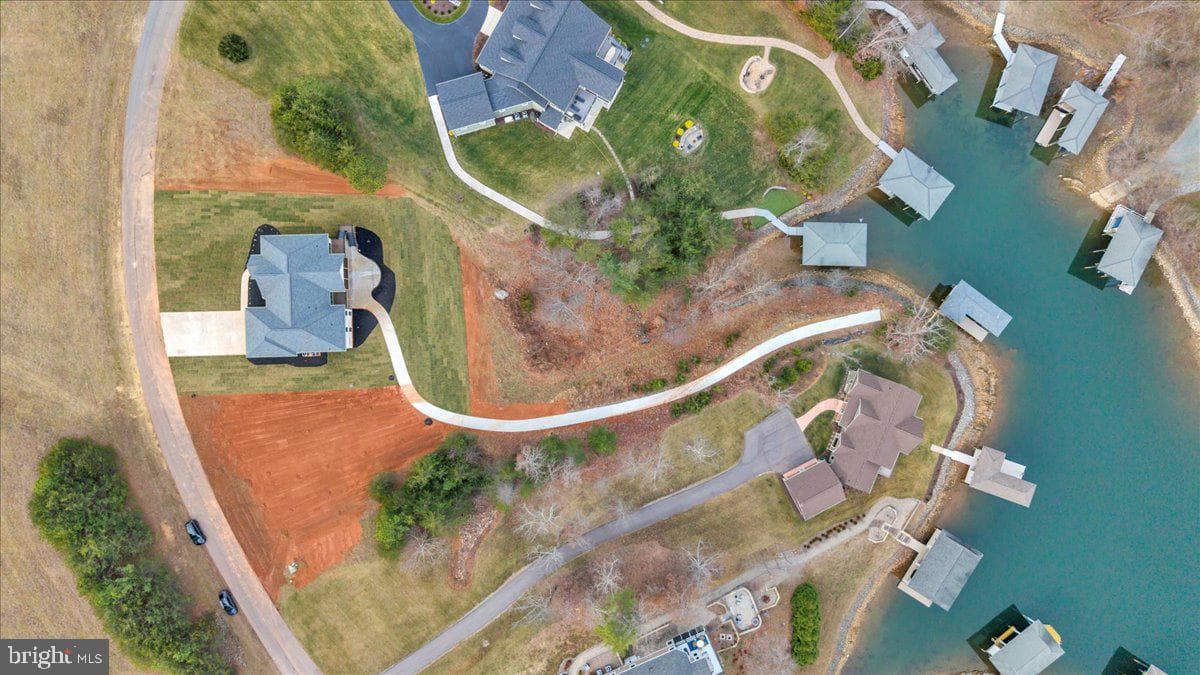 639 Compass Cove Circle photo 90