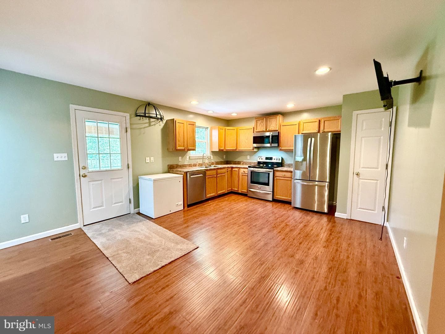 4345 Shores Road photo 7