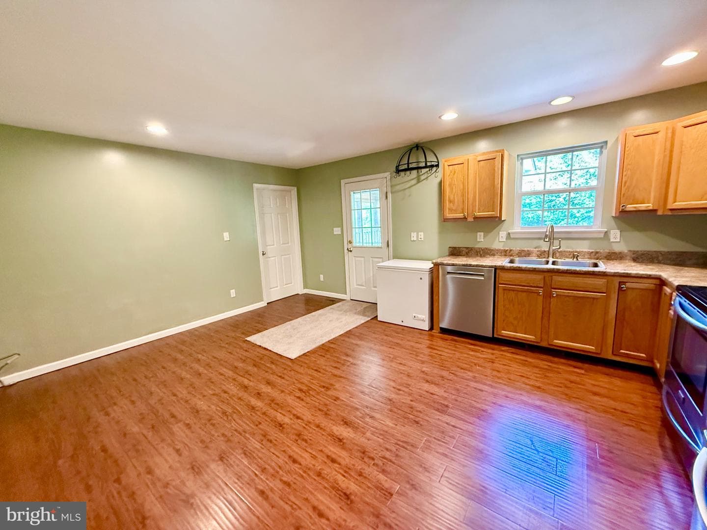 4345 Shores Road photo 9