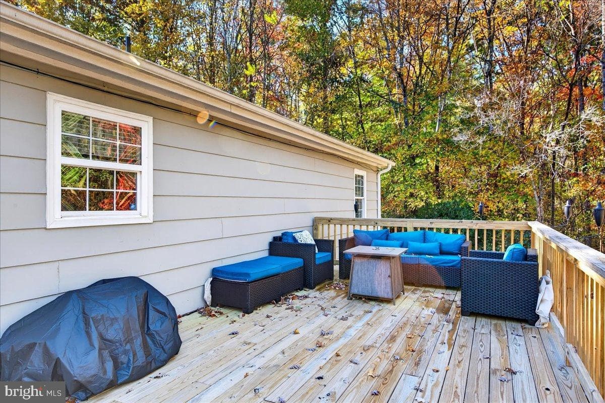 565 Venable Road photo 22
