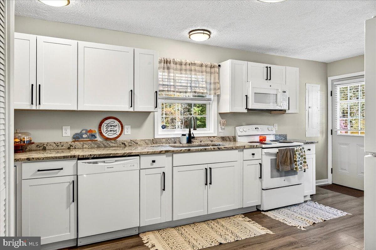 565 Venable Road photo 29
