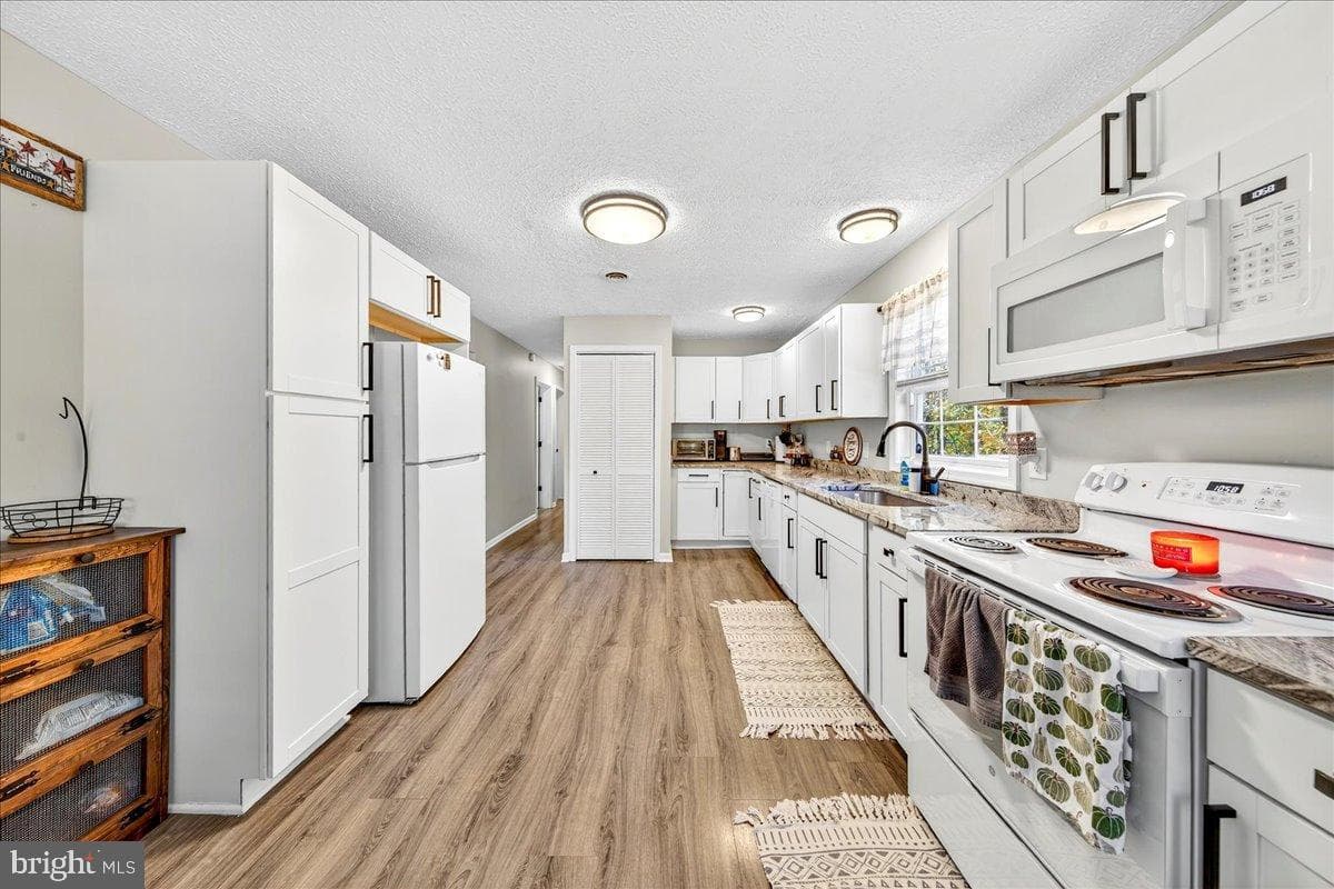 565 Venable Road photo 37
